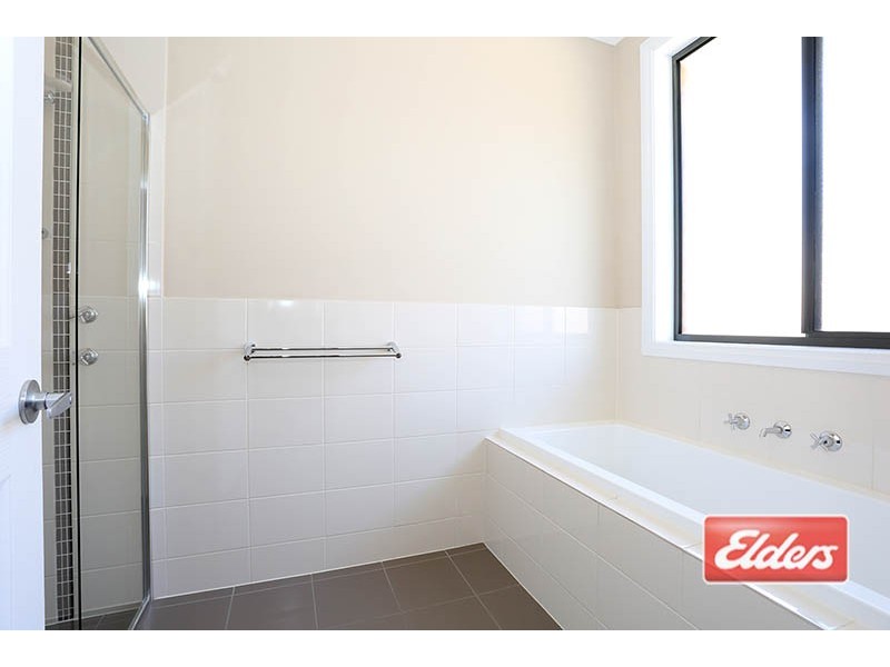 42 Moore Avenue, Nuriootpa SA 5355