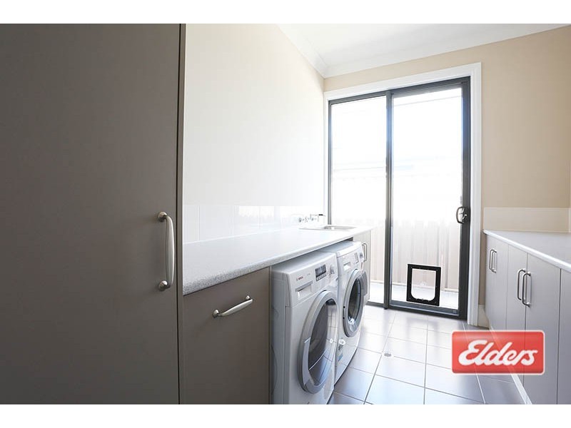 42 Moore Avenue, Nuriootpa SA 5355