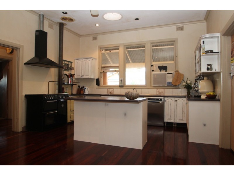 360 Giersch Road, Angas Valley SA 5238