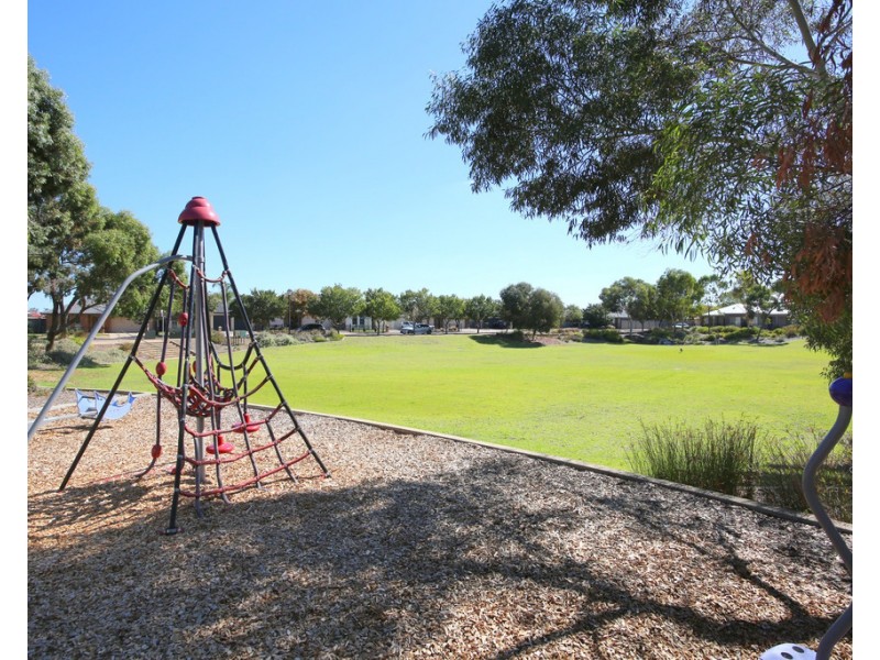 22 Flannery Crescent, Andrews Farm SA 5114