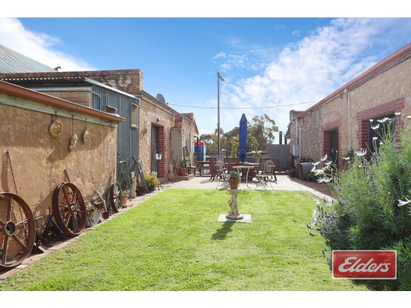 1 North Terrace, Mount Mary SA 5374