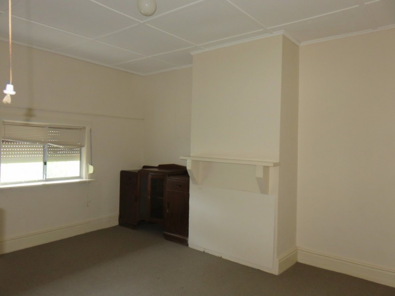 32 Sturt Street, Angaston SA 5353