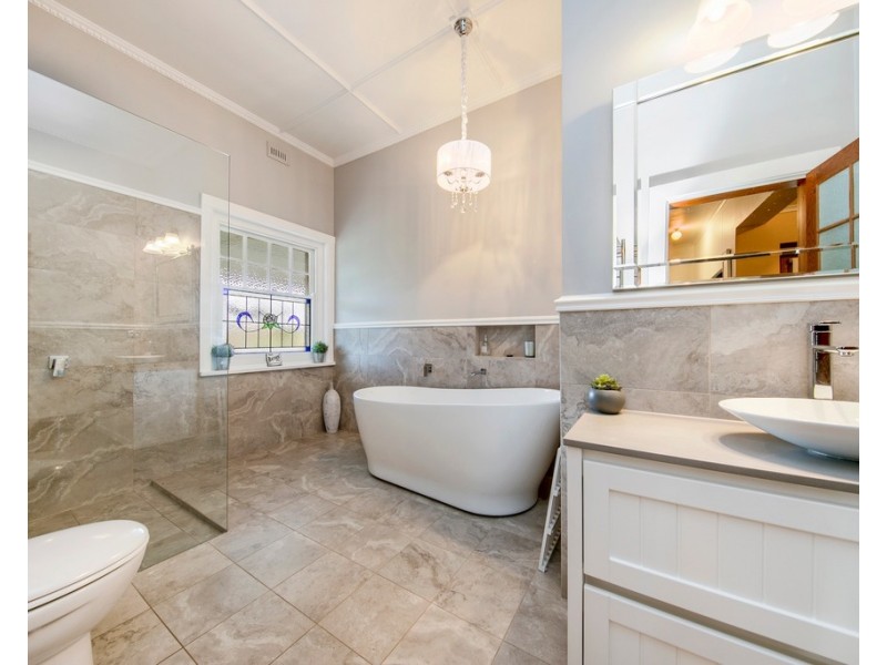 16 St Hallett Road, Tanunda SA 5352