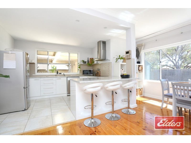 10 Kaiser Stuhl Avenue, Nuriootpa SA 5355