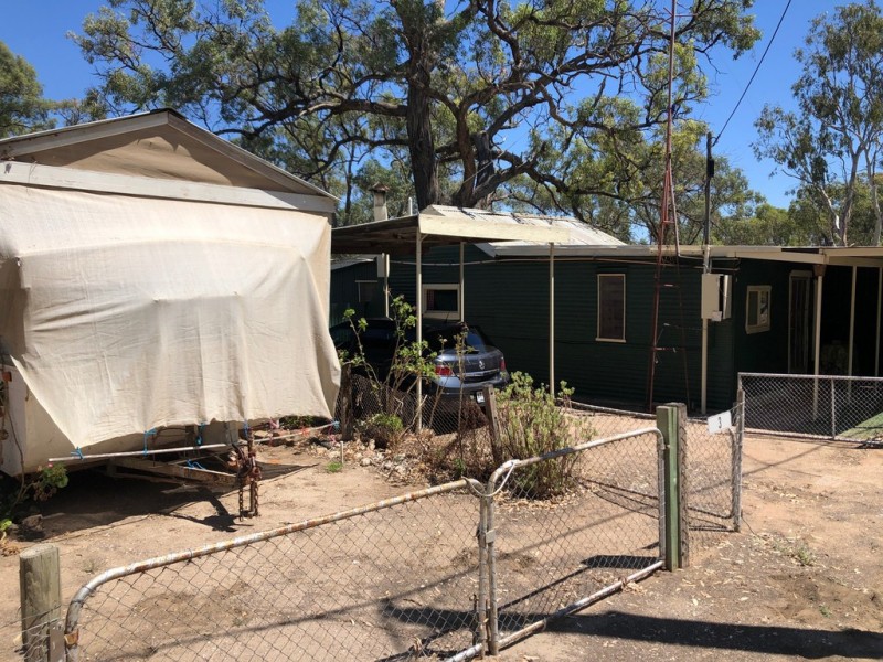 3 McPhee Avenue, Blanchetown SA 5357