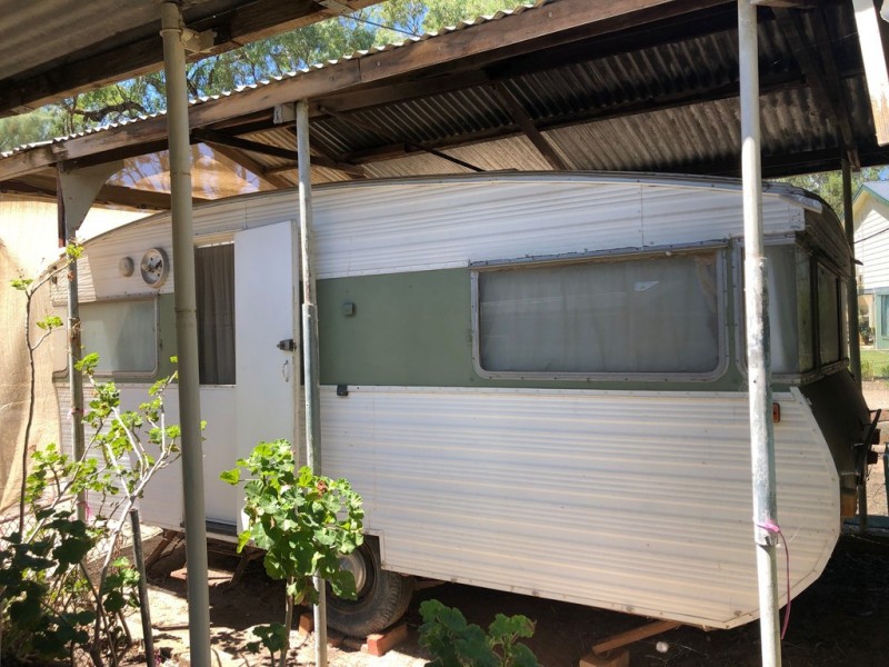 3 McPhee Avenue, Blanchetown SA 5357