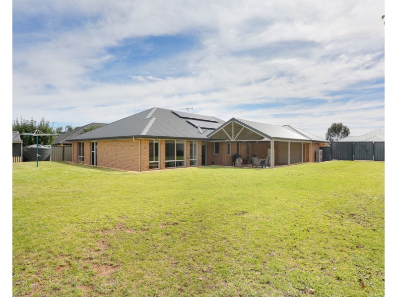 23 Laucke Drive, Stockwell SA 5355