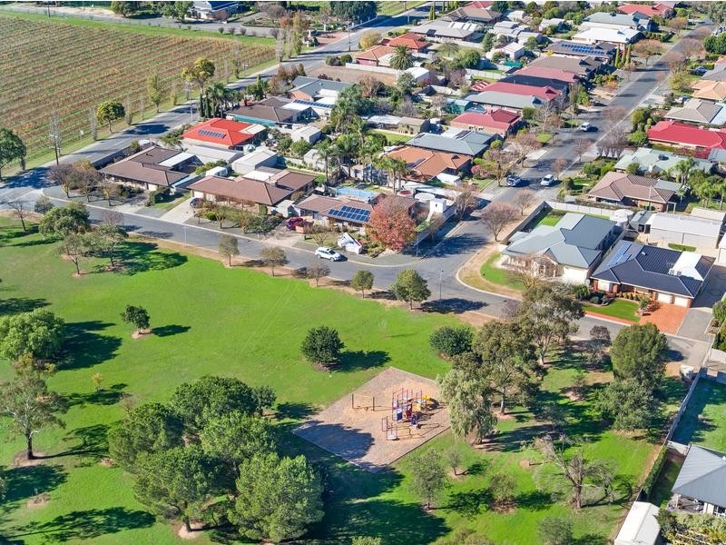 5 Auricht Avenue, Tanunda SA 5352
