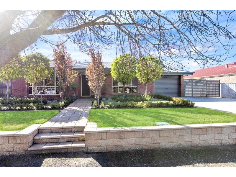 5 Auricht Avenue, Tanunda SA 5352