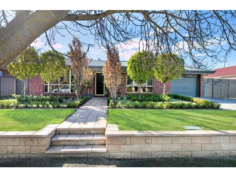 5 Auricht Avenue, Tanunda SA 5352