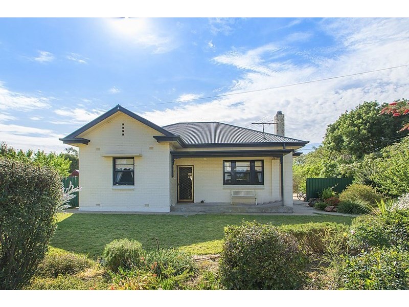 6 Swinden Street, Riverton SA 5412