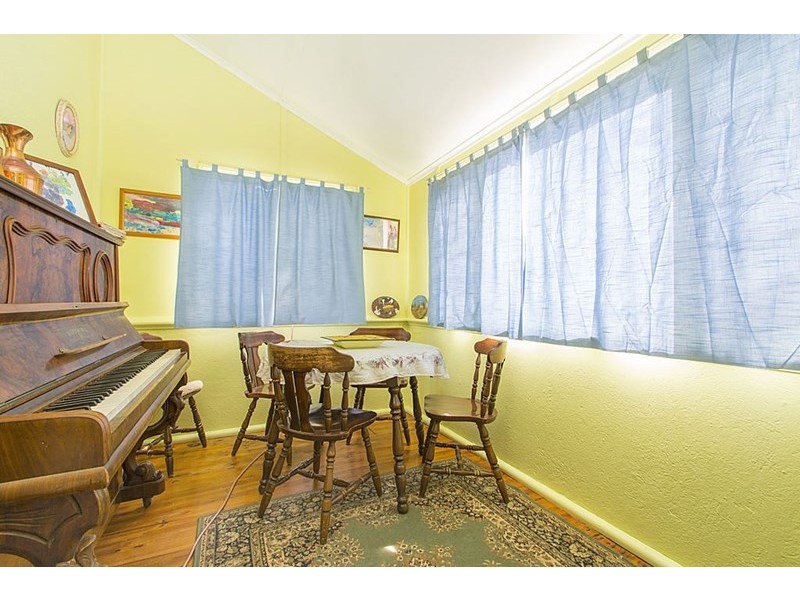 6 Swinden Street, Riverton SA 5412