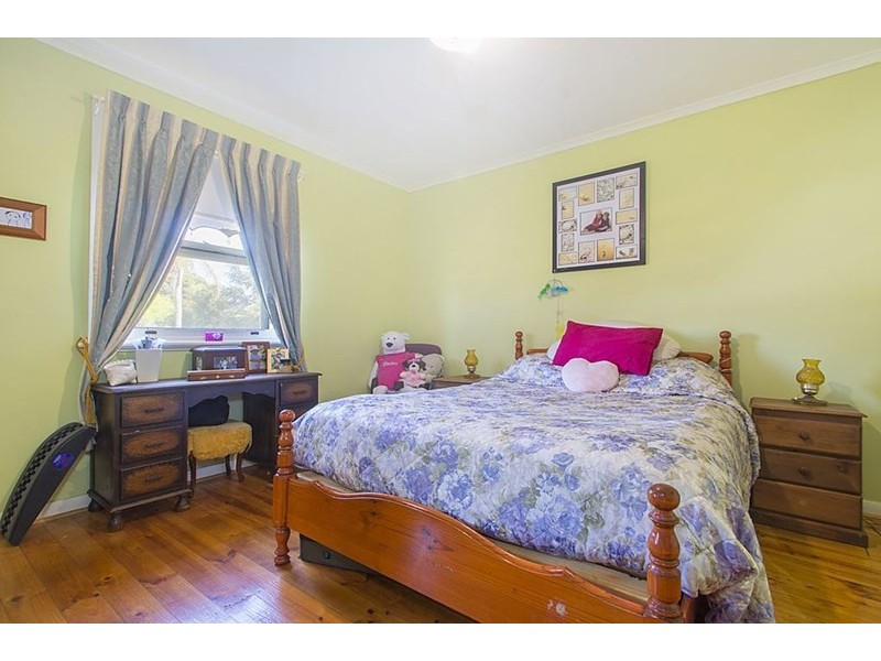 6 Swinden Street, Riverton SA 5412