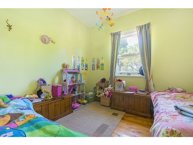 6 Swinden Street, Riverton SA 5412