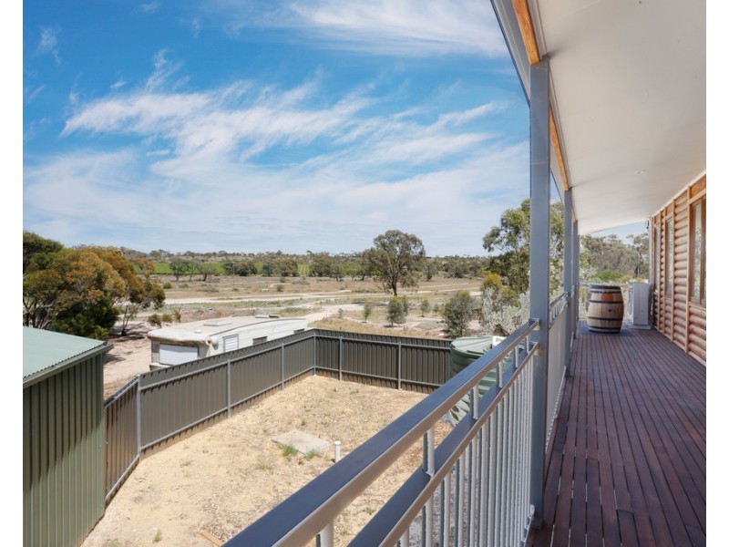 12 Pelde Road, Punyelroo SA 5354