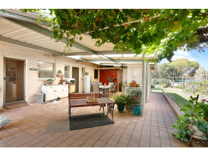 17 Day Street, Nildottie SA 5238