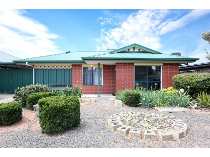 18 TRAMINER WAY, Nuriootpa SA 5355
