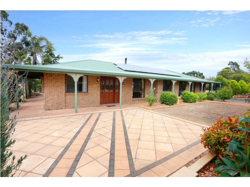 25-27 WINTERS ROAD, Williamstown SA 5351