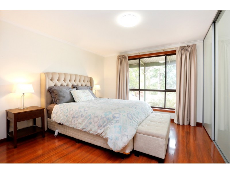 25-27 WINTERS ROAD, Williamstown SA 5351