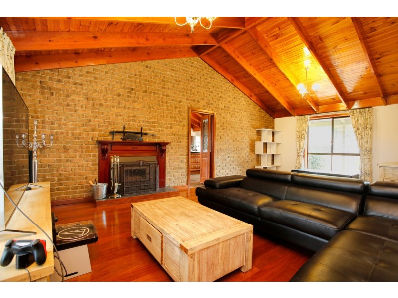 25-27 WINTERS ROAD, Williamstown SA 5351