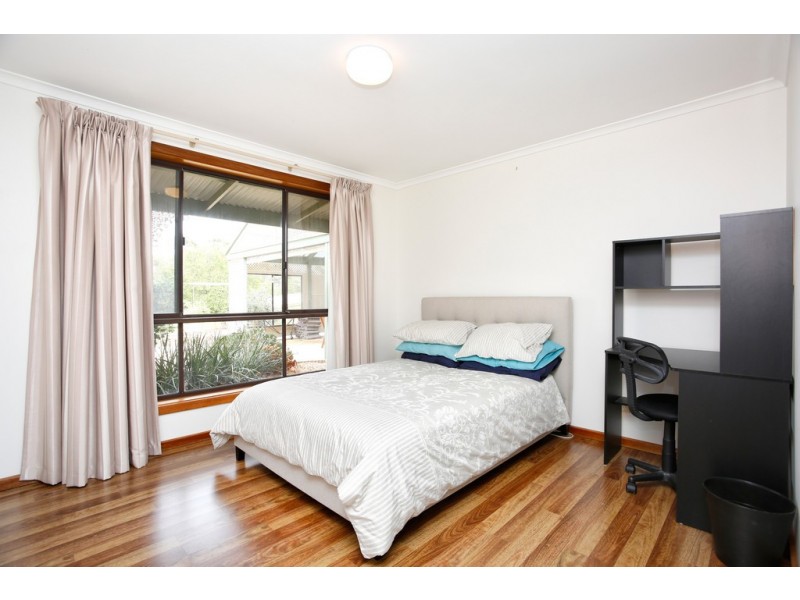 25-27 WINTERS ROAD, Williamstown SA 5351