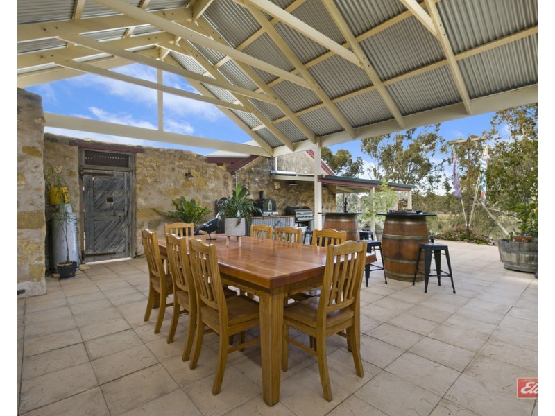 1-5 THE PARADE, Blanchetown SA 5357