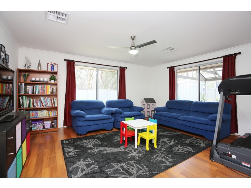 15 PINOT CRESCENT, Nuriootpa SA 5355