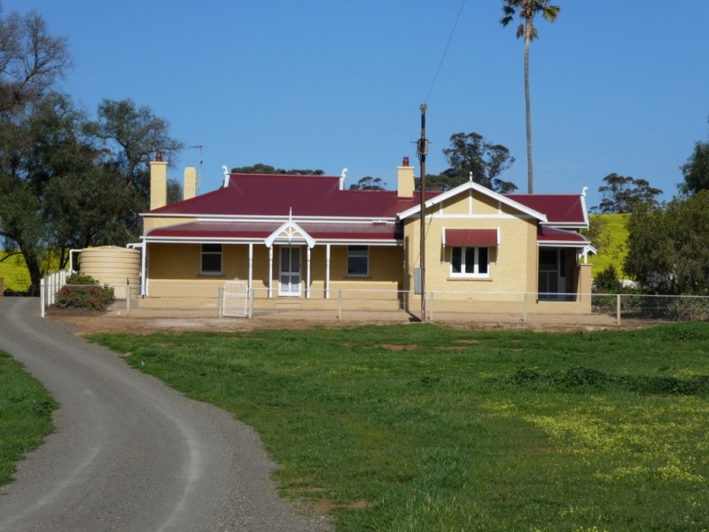 235 KINGS BRIDGE ROAD, Kapunda SA 5373