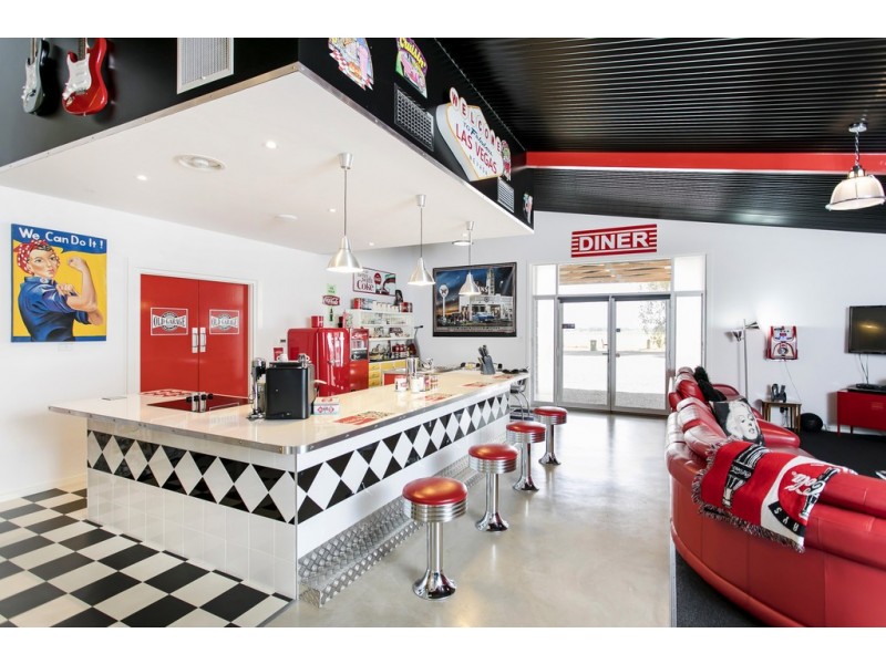 155 ANGASTON ROAD, Nuriootpa SA 5355