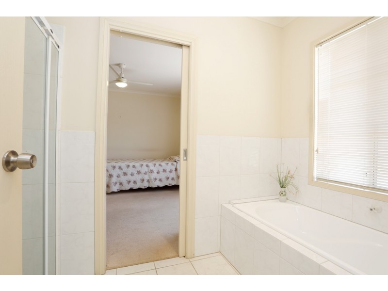 Unit 5/ 6-8 HAMDORF COURT, Tanunda SA 5352