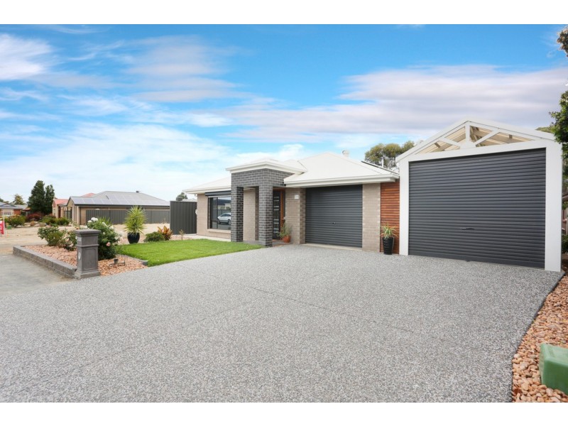 33 PINOT CRESCENT, Nuriootpa SA 5355