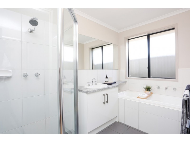 33 PINOT CRESCENT, Nuriootpa SA 5355