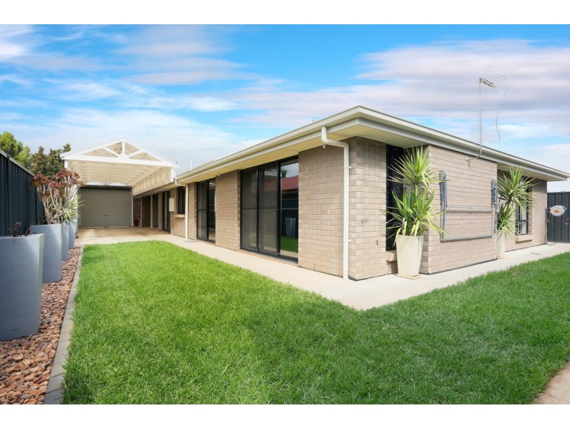 33 PINOT CRESCENT, Nuriootpa SA 5355