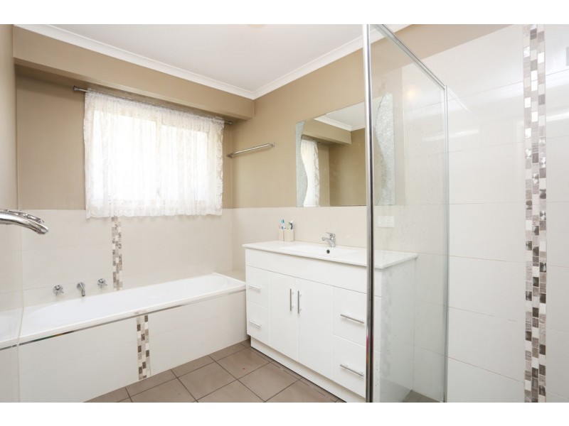 17 WHITELAWS COURT, Angle Vale SA 5117