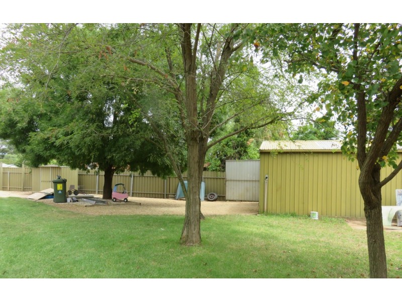 17 WHITELAWS COURT, Angle Vale SA 5117