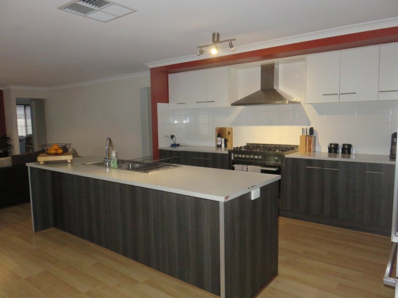 46 ARCADIA DRIVE, Smithfield SA 5114