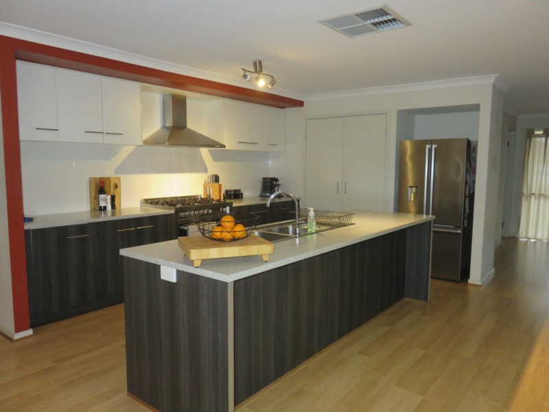 46 ARCADIA DRIVE, Smithfield SA 5114