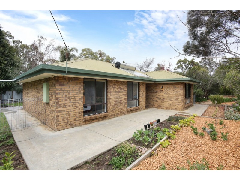 9 PINSON COURT, Williamstown SA 5351