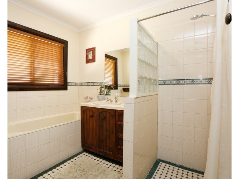 4 HOBBS STREET, Tanunda SA 5352