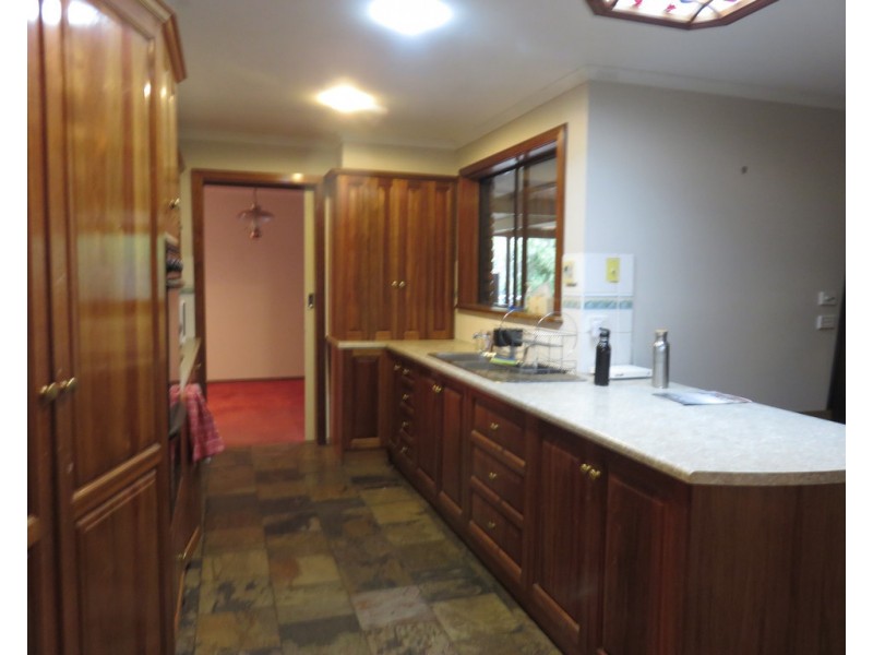 5 Warren Avenue, Williamstown SA 5351