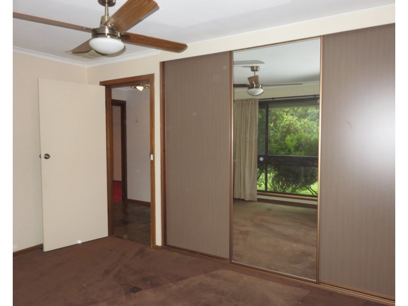 5 Warren Avenue, Williamstown SA 5351