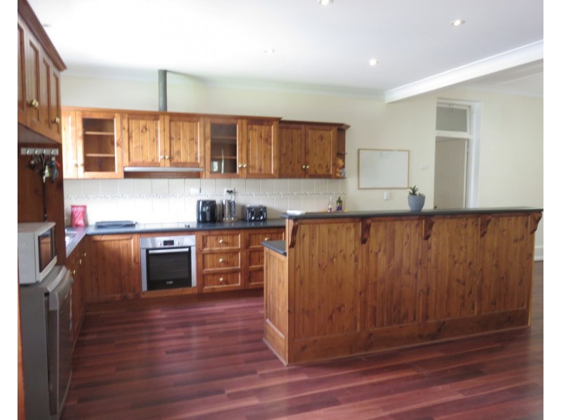 31 Murray Street, Greenock SA 5360