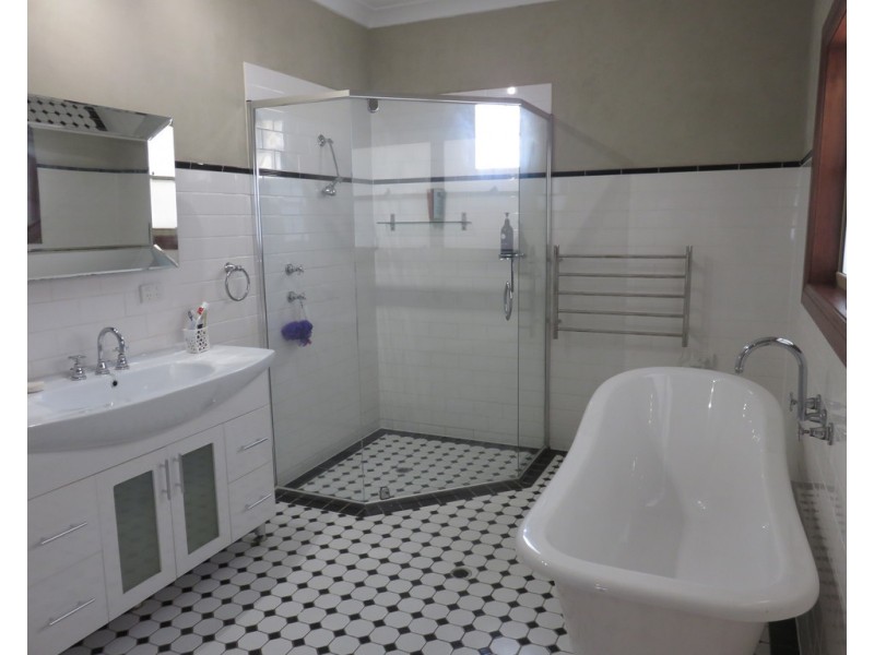 31 Murray Street, Greenock SA 5360