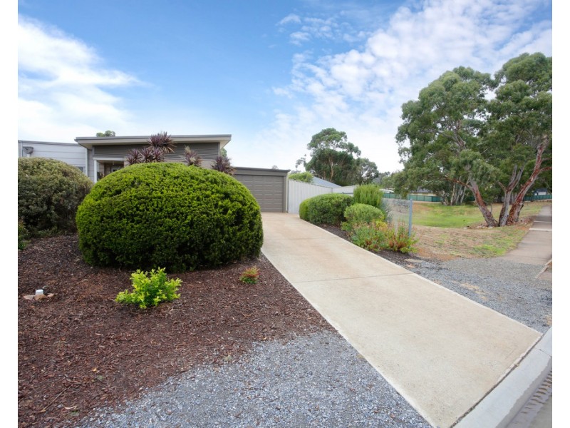 20 Ian Ross Drive, Williamstown SA 5351