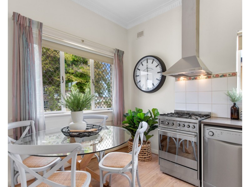 10 WARWICK STREET, Enfield SA 5085