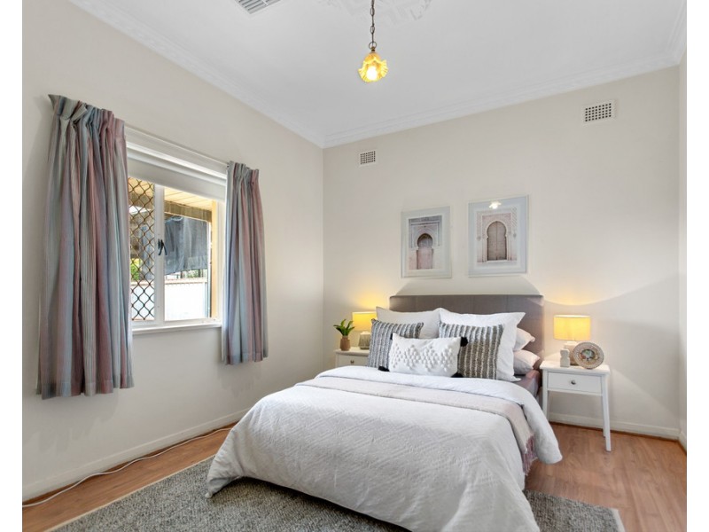 10 WARWICK STREET, Enfield SA 5085