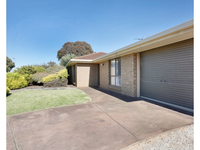 1 SIOSTROM COURT, Willaston SA 5118