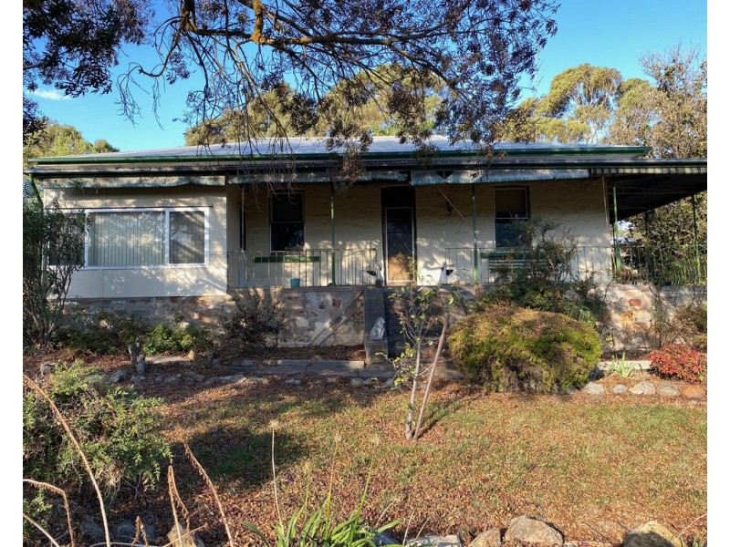 8538 Horrocks Highway, Clare SA 5453