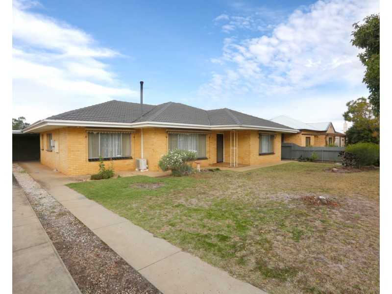6 Elizabeth Avenue, Nuriootpa SA 5355