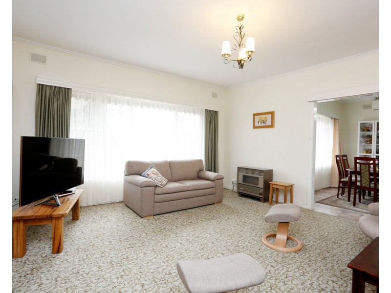 6 Elizabeth Avenue, Nuriootpa SA 5355